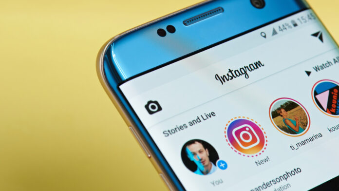 Instagram Trials Reels Sharing into Facebook News Feed